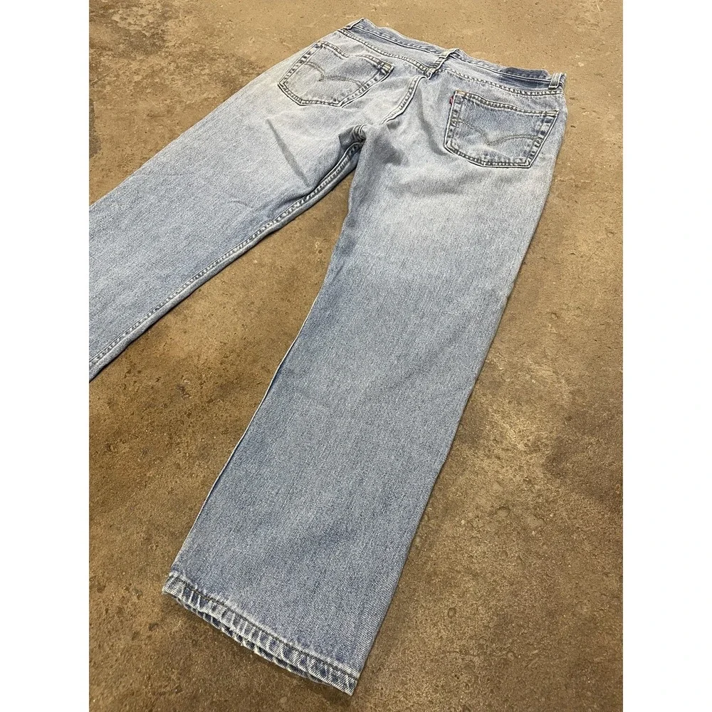 Levis 505 Jeans Mens 36x30 Light Wash Blue Regular Fit‎ Straight Leg Zip Fly